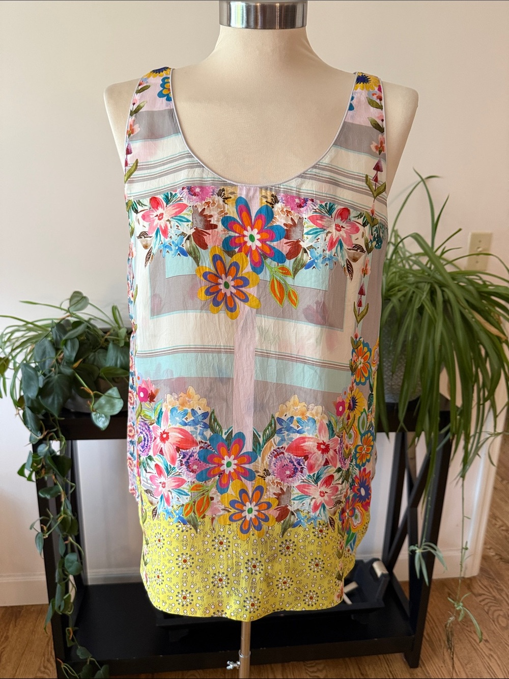 Johnny Was Reversible Luanna Floral Scoop Neck Tank